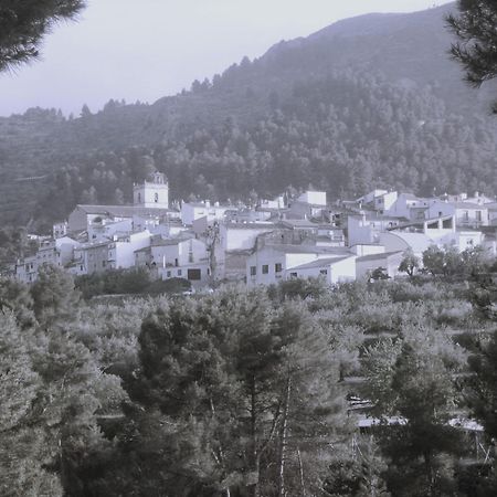 Alojamiento Rural El Metge Penaguila 외부 사진
